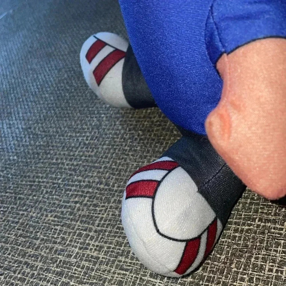 Family guy Chris  Griffin 10” tall 20th Century Fox - Picture 4 of 7